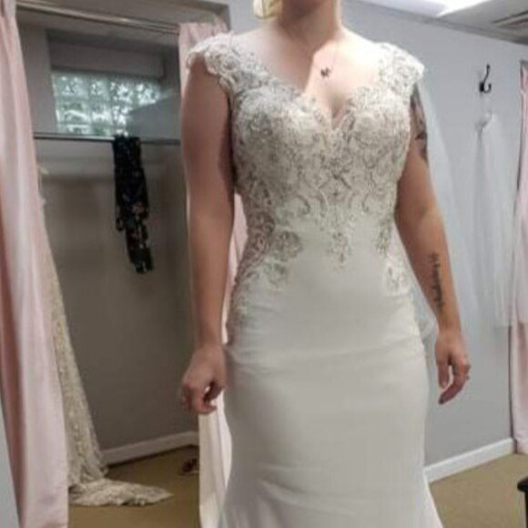 Allure Bridal 9417 Wedding Gown - Picture 10 of 11